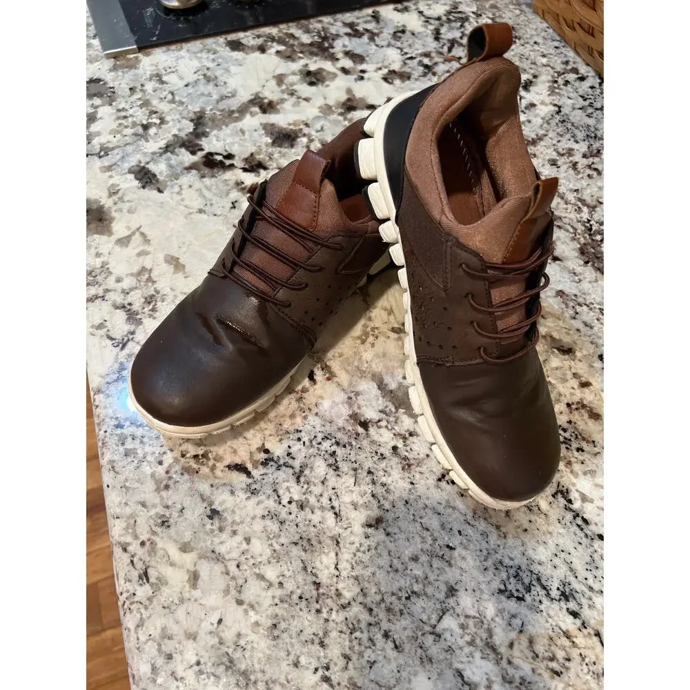 NoSoX Betts Jr Deer Stags Kids Boys Brown Faux Leather Sneakers Shoes Size 4.5